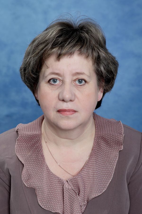 Смоленская Ирина Вячеславовна.